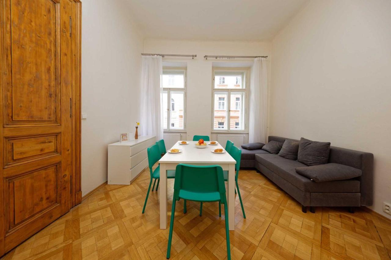 Manesova 4 Apartment Prag